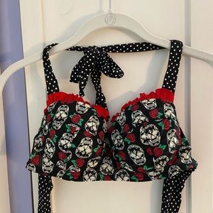 3/$15 ⭐️Hot Topic Bikini Top and Bottoms⭐️